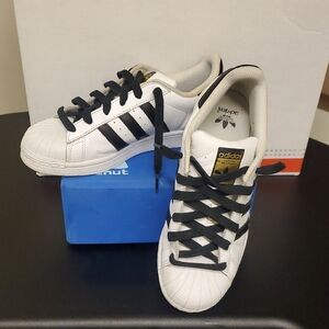 Adidas Classic White and Black Sneakers